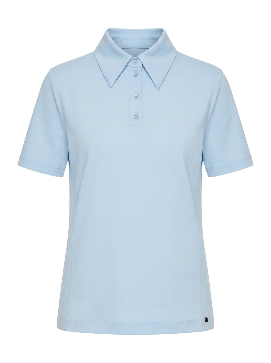Packshot of a polo shirt, created from a model photo